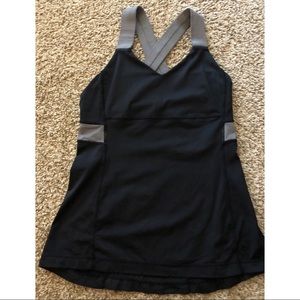 Lululemon Tank Built in Bra Sz 4